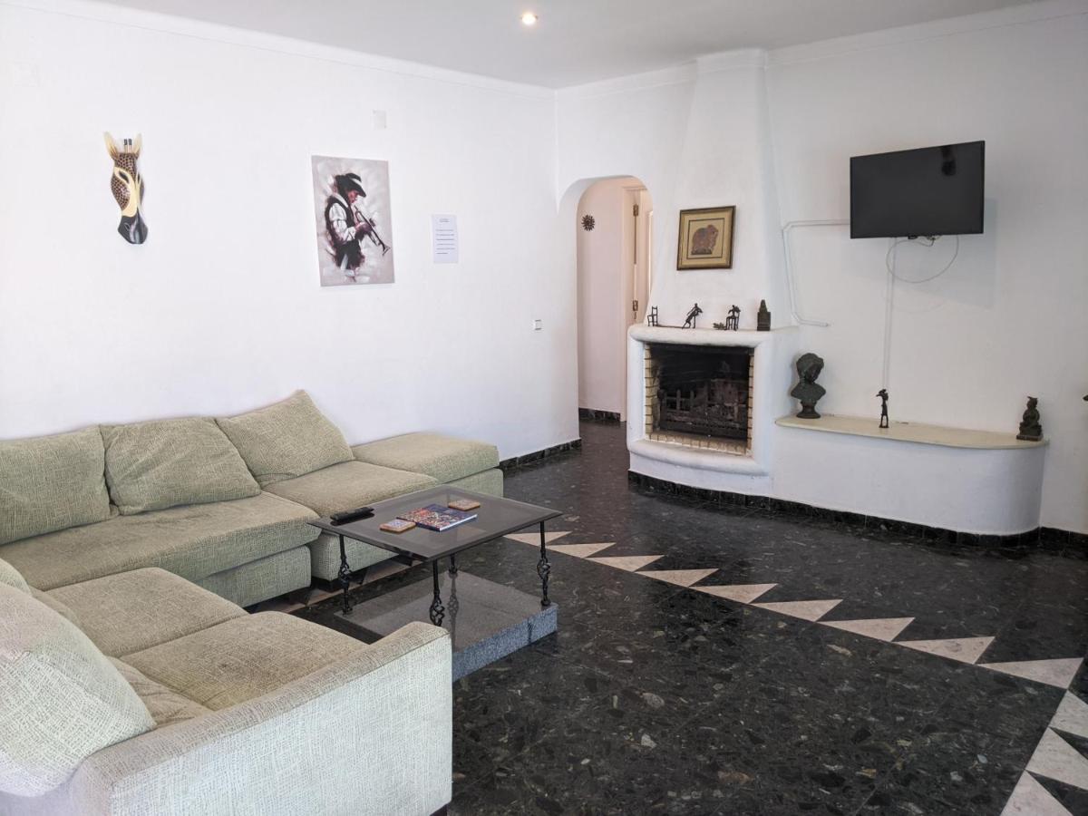 Dolphin House Hostel Faro Buitenkant foto